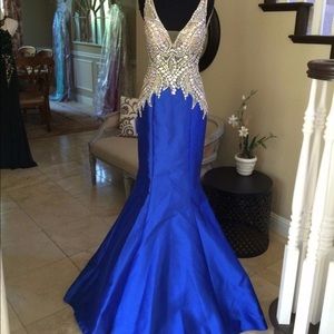 Jovani gown size 00